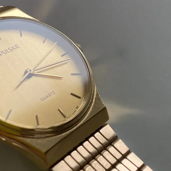 RARE VINTAGE PULSAR BY SEIKO Quartz WATCH Japan PREOWNED - Picture 10 of 13